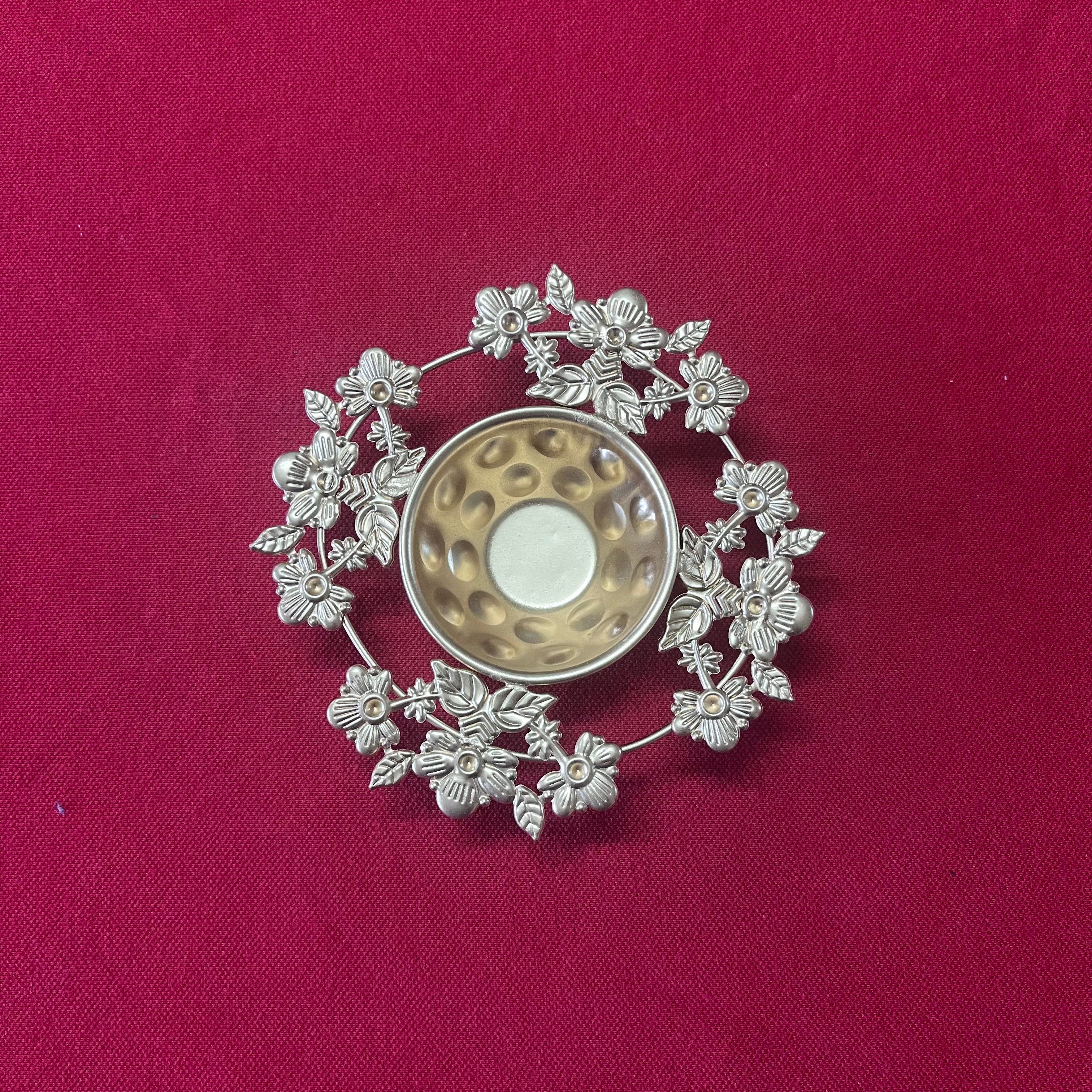 Mini Urli with Flower Motif